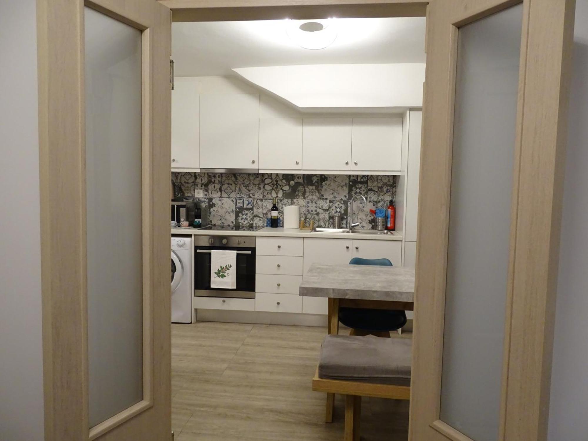Stylish, Comfortable, Basement Loft-Like Apartment With Amenities Athena Bagian luar foto
